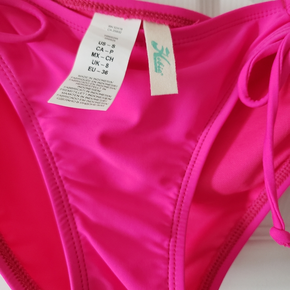 Swimsuit bottom - Picture 3 of 3
